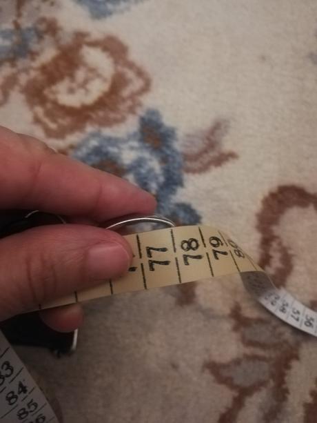 Čierný popruh na kabelku,