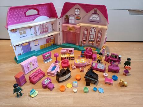 Domček pre bábiky, 