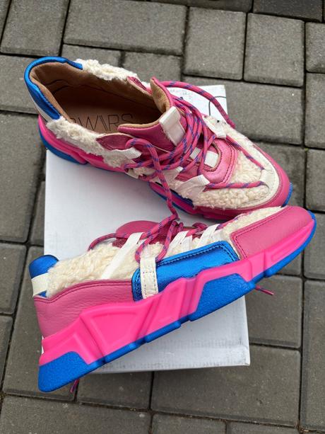 Damske trendy tenisky, 39