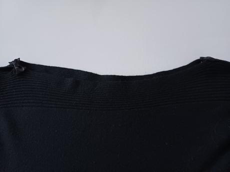 Čierny sveter / saty, s