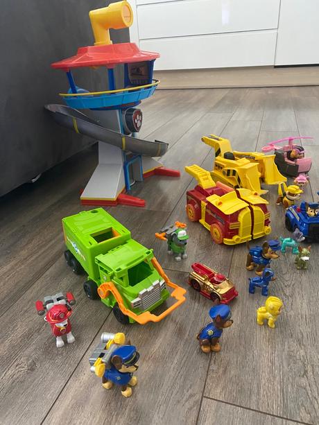 Paw patrol / labkova patrola centrala,