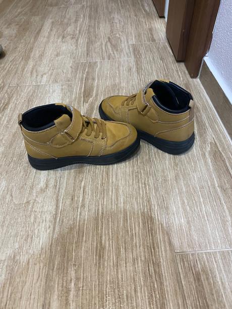 Prechodne botasky, 27