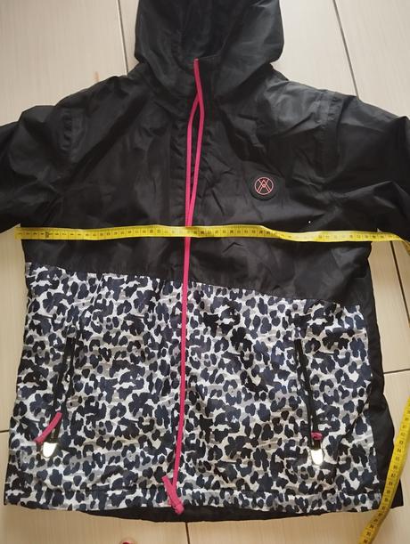 Dievčenská zimná bunda, 152