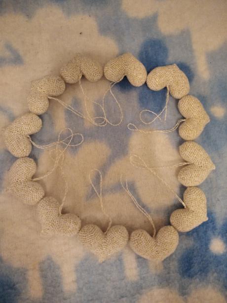 Vianočné dekorácie,srdiečka 12ks,