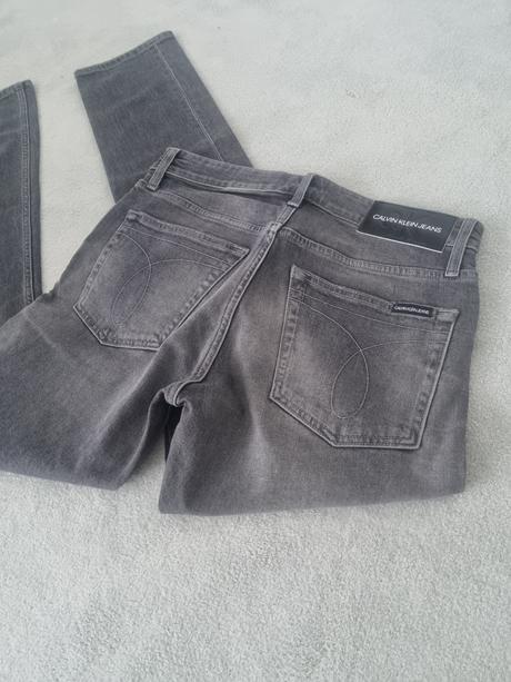 Sivé rifle, calvin klein,30