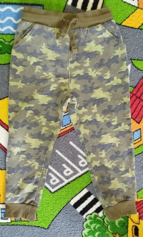 Chlapček 98, 86–98