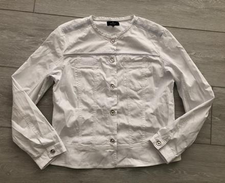 Biela bunda monari, m