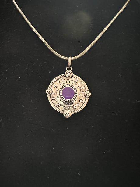 Strieborno-fialový prívesok cosmic talismans ts,