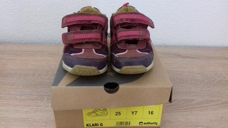 Topánky, authority,25