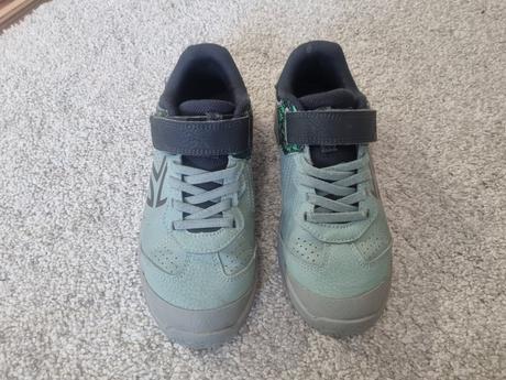 Indoorové tenisky, decathlon,35