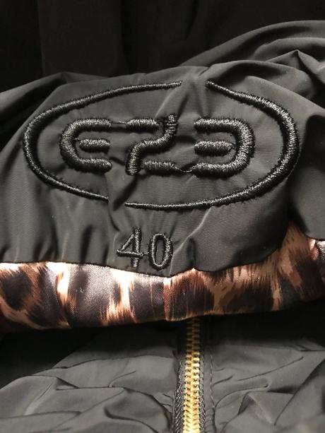 Čierna krásna bunda,vetrovka, 40