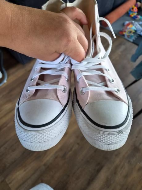 Converse, converse,38