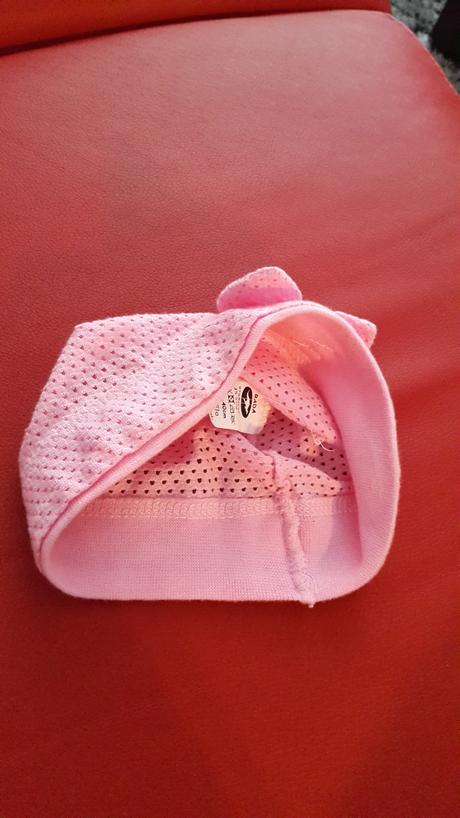 Ciapka dierkovana, rada,68