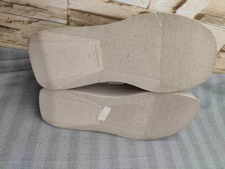 Vagabond 36 - dámske béžové kožené šľapky, vagabond,36