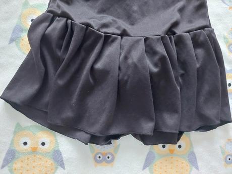 Plavky/body so sukničkou veľ.104-116, 110