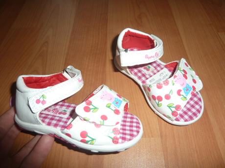 Peppa pig sandálky, mothercare,20