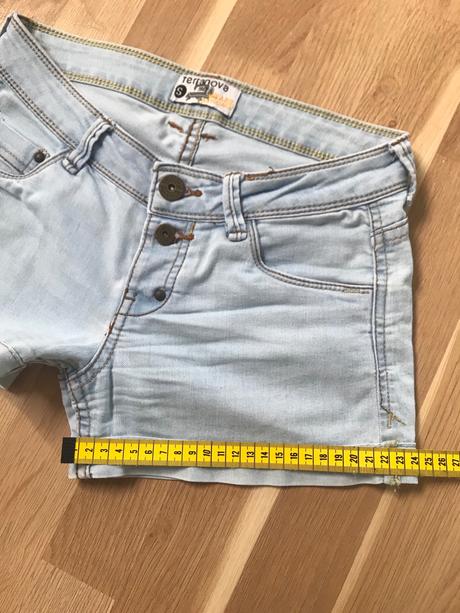 Bledomodré šortky, terranova,s