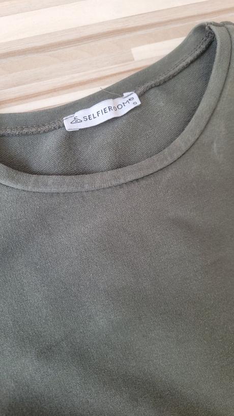 Saty olivovej farby, s