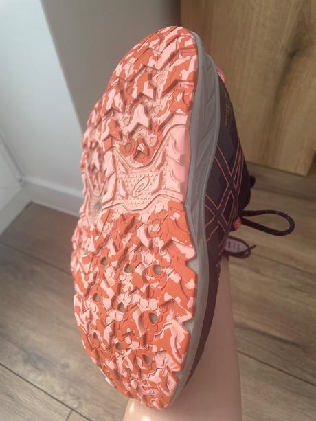 Botasky, asics,37