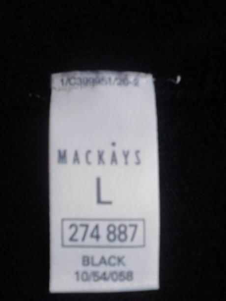 Čierny svetrík, m