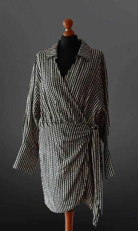 Štýlové zavinovacie šaty s geometrickým vzorom, h&m,l