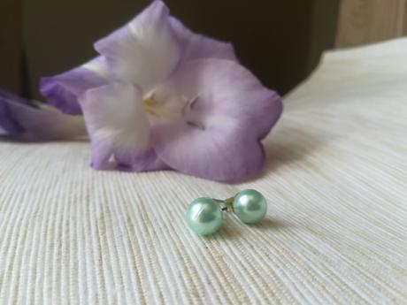 Mix rôznych náušníc,