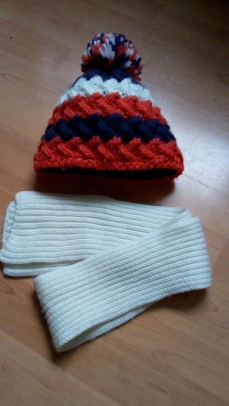 Zimná čiapka + šál, lupilu,86