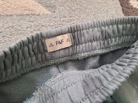 Teplaky 98, f&f,98
