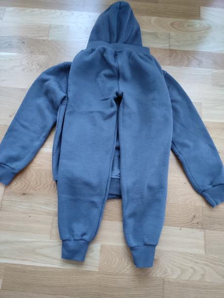 Tepláková súprava, 128