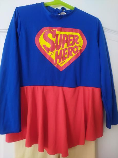 Kostým superhrdina 5-9r, 