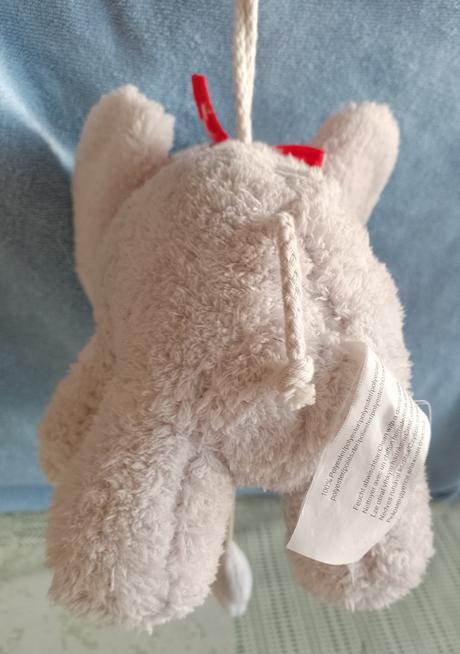 Zavesovací sloník,uspávanková melódia , tcm, 15 cm, 