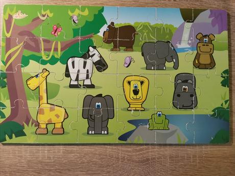 Puzzle drevené 4ks, zdarma sada písmen abecedy,