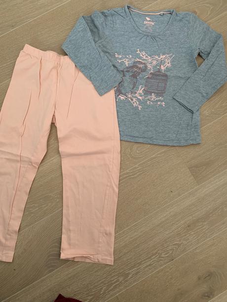 Dievčenské pyžamá 110/116, lupilu,116