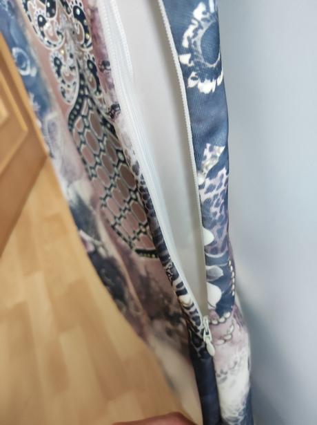 Elegantné šaty  s/m, s
