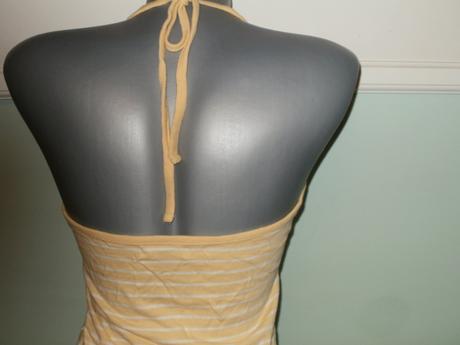 Šaty s holým chrbtom, m