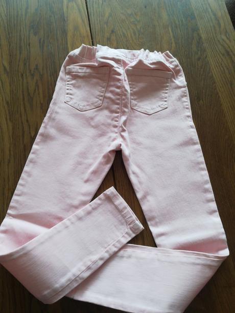 Nohavice, reserved,122