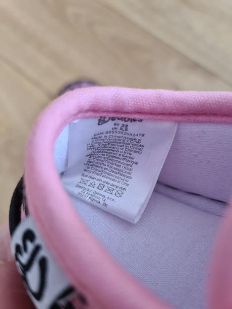 Nové papučky dedoles, 23