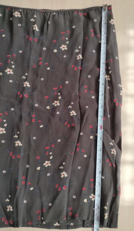 Kvietkovaná suknička, m