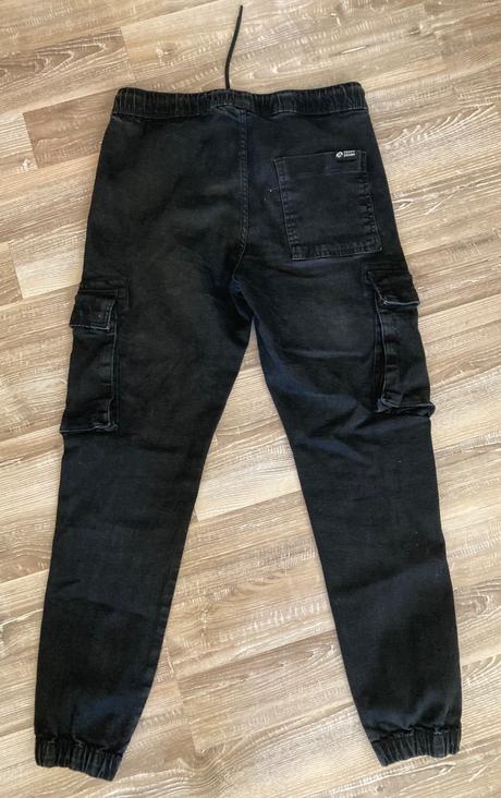 Cargo kapsáčové čierne nohavice cropp w30 /l 32, 32