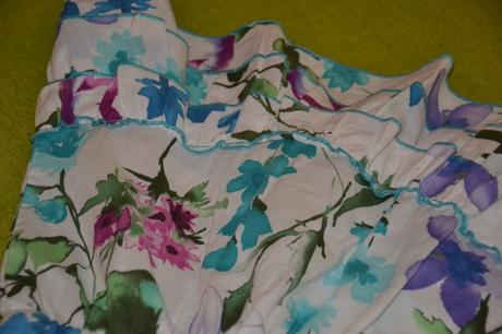 Nadherna tyrkysovo-modro-biela zn.letna bluzka 4-6, zara,110