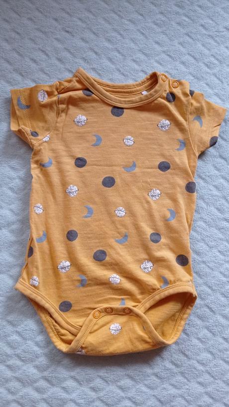 Body vesmir, reserved,68