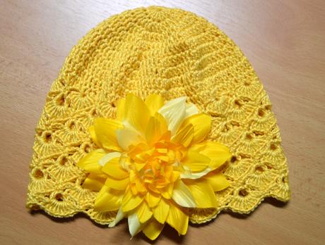 Háčkovaná čiapočka s kvetom, 50 - 158