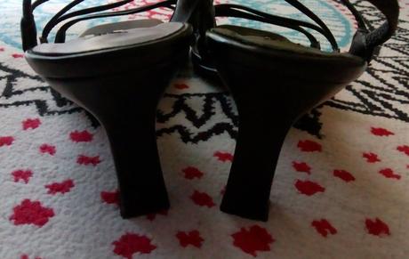 Sandálky 1x použité, 39