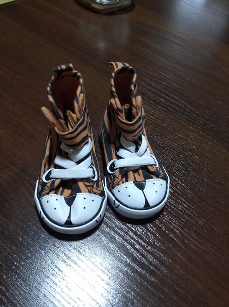 Capáčky tygřík, h&m,18