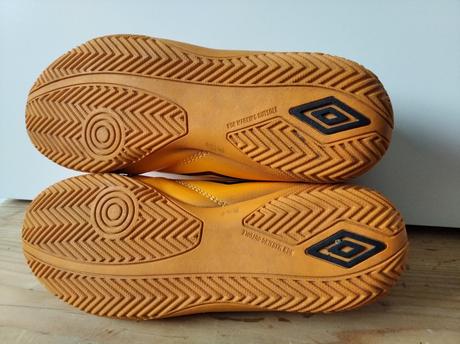 Halovky umbro, umbro,35