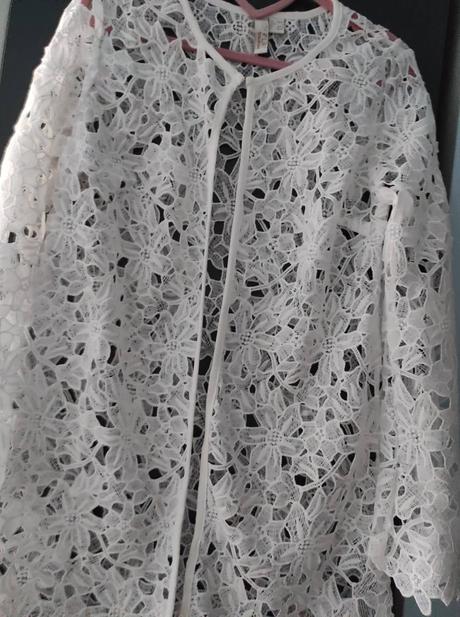 Čipkovaný blejzer, bonprix,36