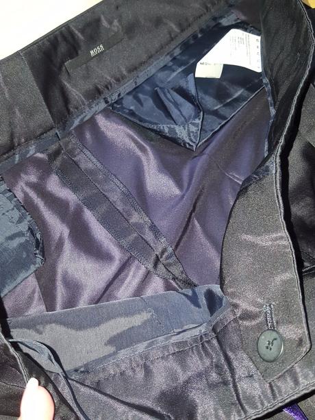 Satenove nohavice hugo boss, 40