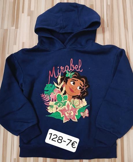 Rôzne oblečko, 122–134