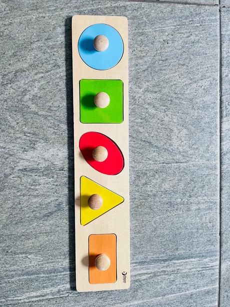 Drevene puzzle tvary, 