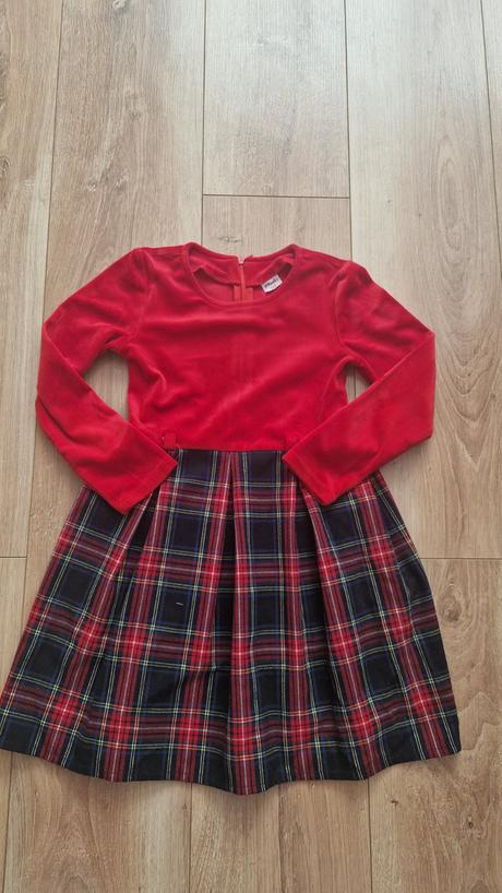 Slávnostné šaty zn. madži veľ. 122-128 cm., 122